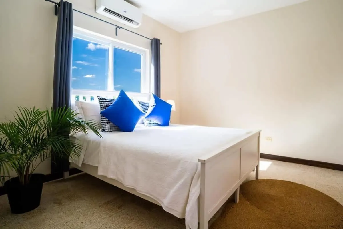 Hospitality Expert Ncb All Pool Beach Бухта Монтего